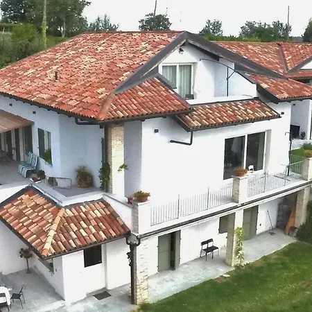 Arc En Ciel Appartments Appartamento Cocconato